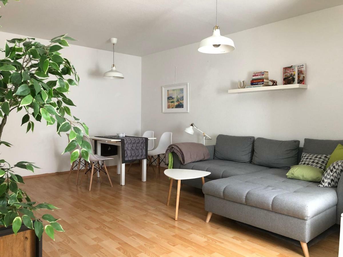 Parkplatz Und Balkon - Burberg'S Heimathafen In Wiesbaden Eksteriør bilde